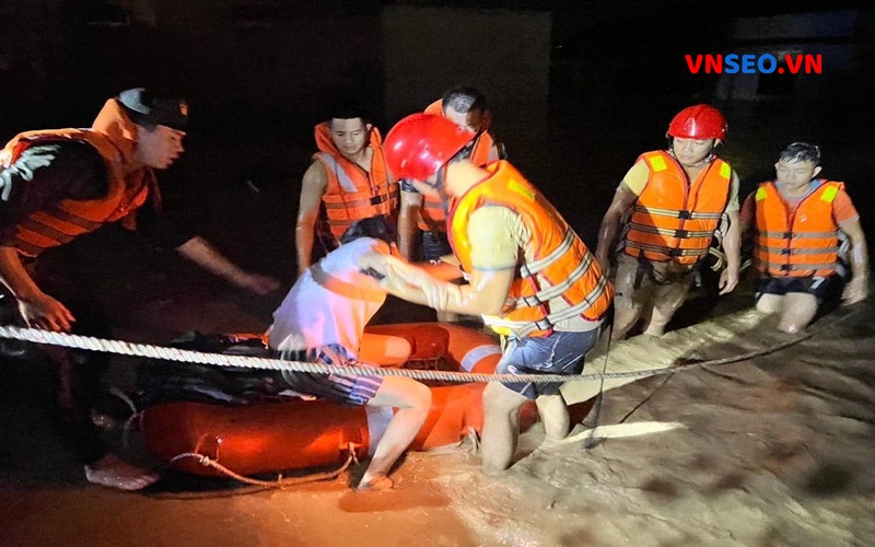 Khi rơi vào trường hợp nguy hiểm cần gọi ngay Hotline cứu hộ thiên tai tại Đà Nẵng